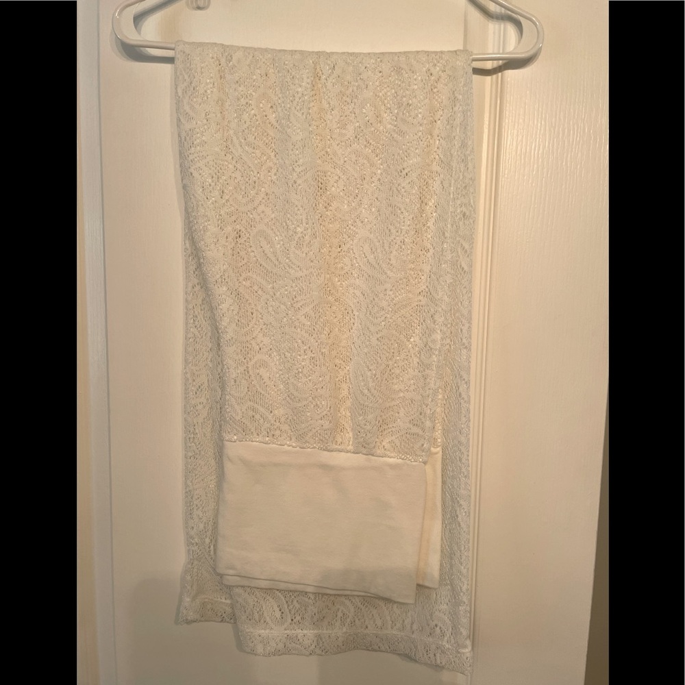 White Lace Pants for bathing suit cover up new no tags by Xhilaration size XL